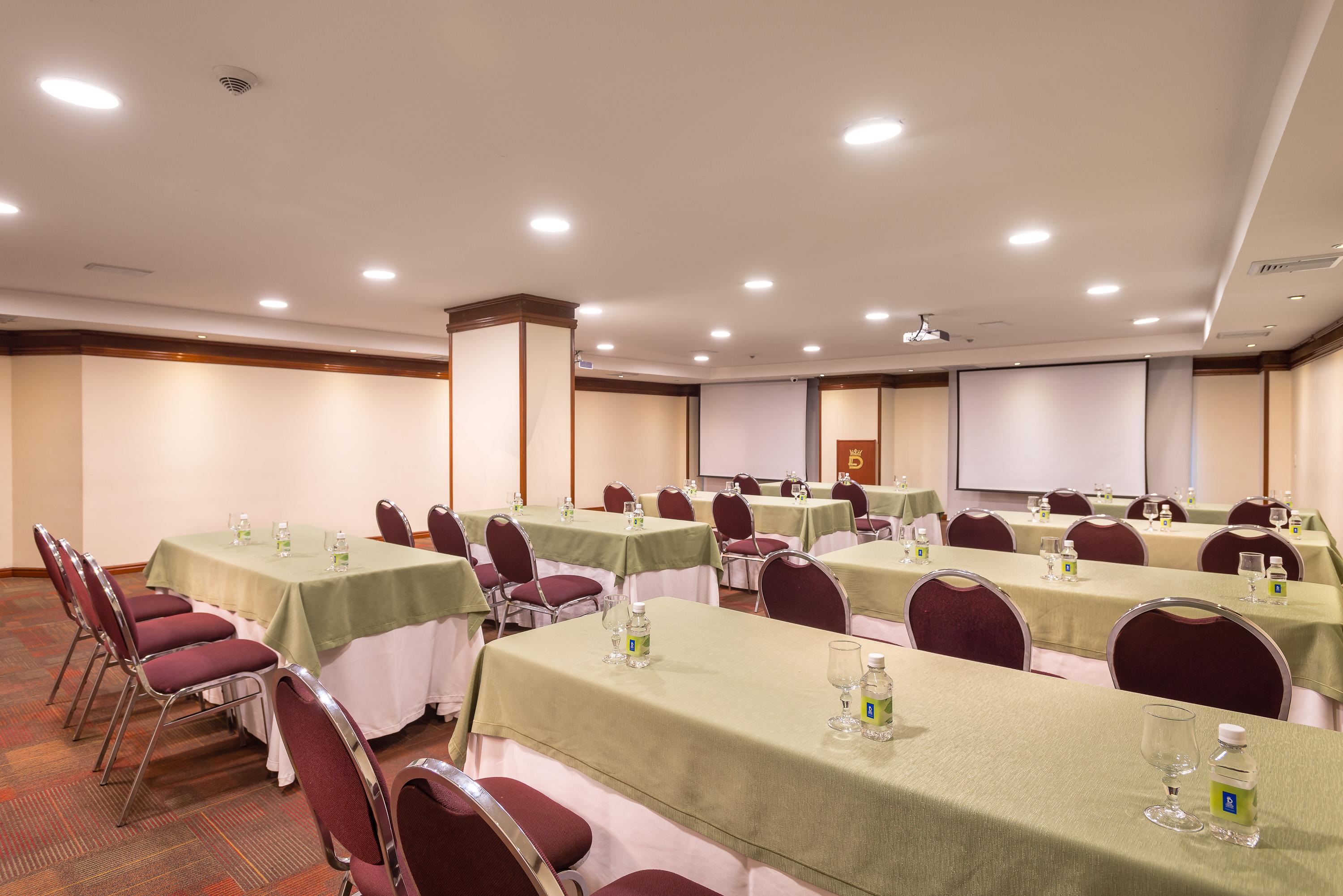 Hotel Dann Carlton Букараманґа Екстер'єр фото Meeting room