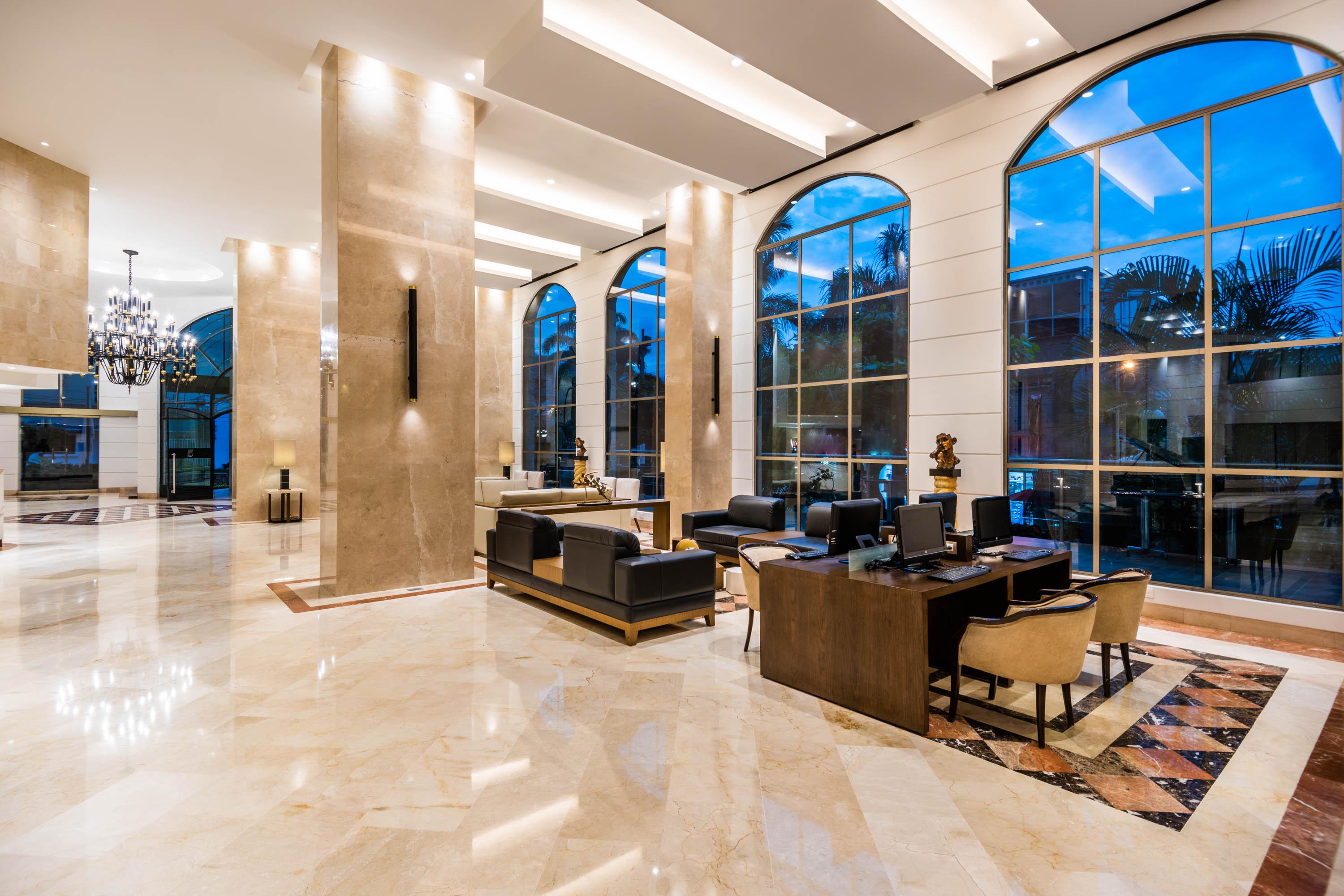 Hotel Dann Carlton Букараманґа Екстер'єр фото Lobby