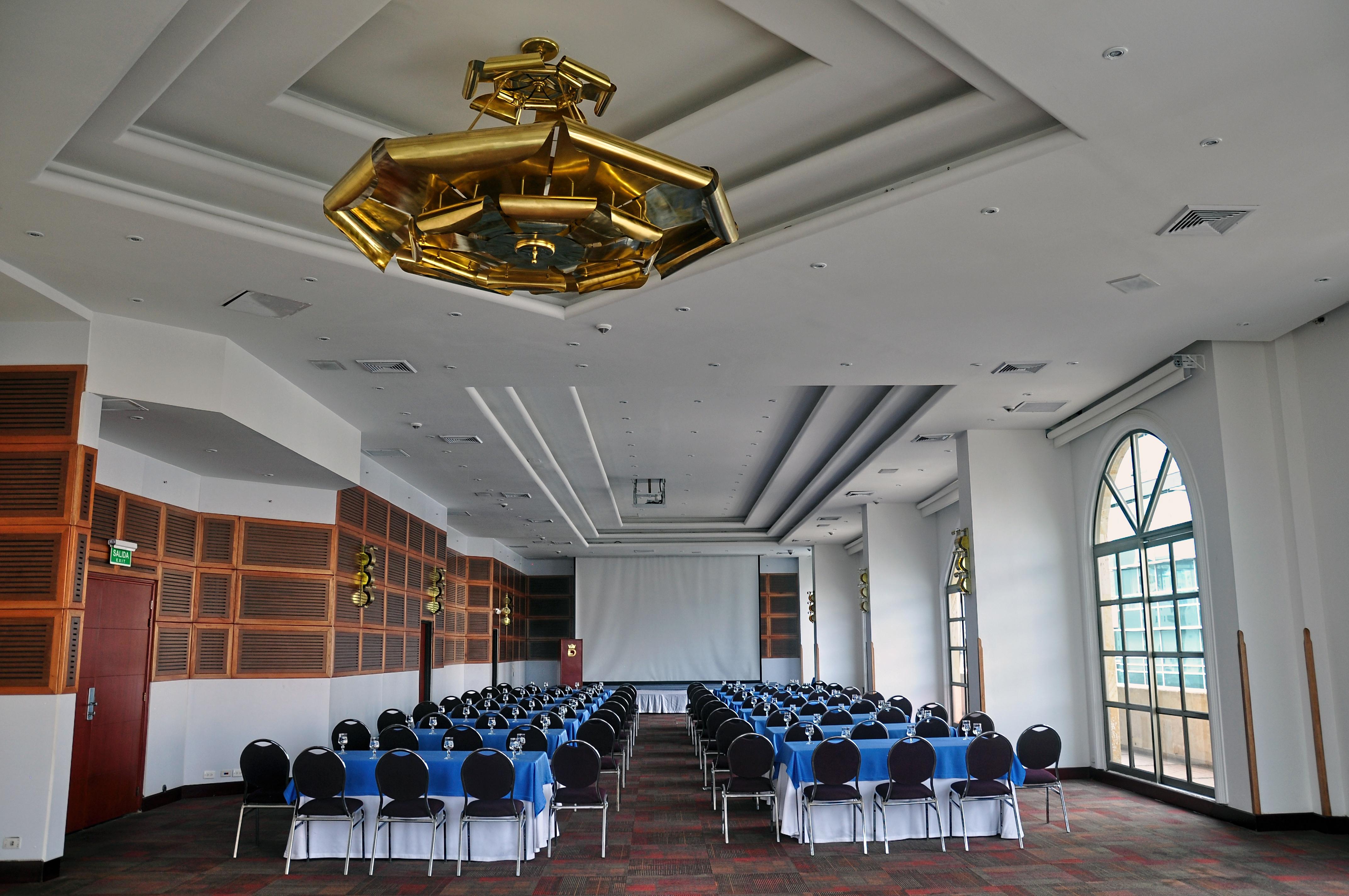 Hotel Dann Carlton Букараманґа Екстер'єр фото The 10th floor of the hotel